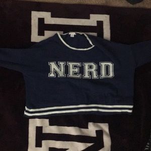 Long sleeve crop top